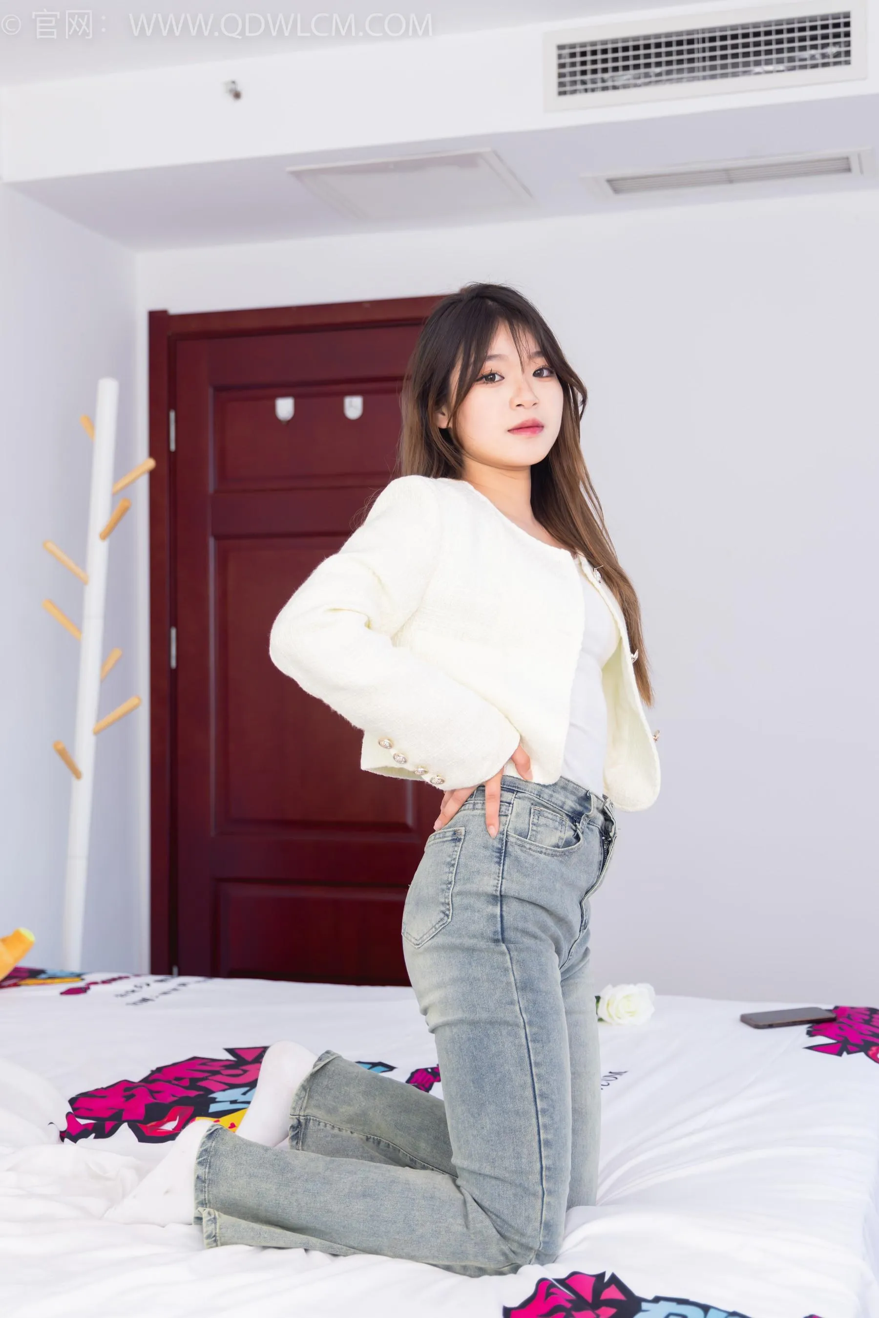 物恋传媒 NO.1556 闪闪-闪闪发光 [151P]插图6